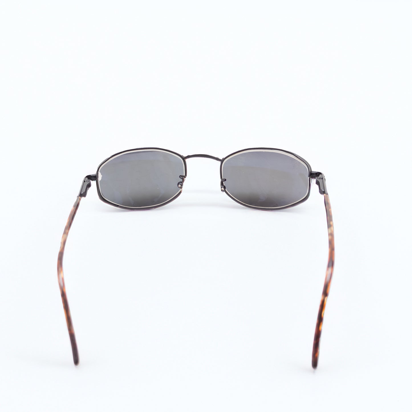 Maui Jim Polarized Sunglasses – Black Frame w/ Tortoise Arms & Case