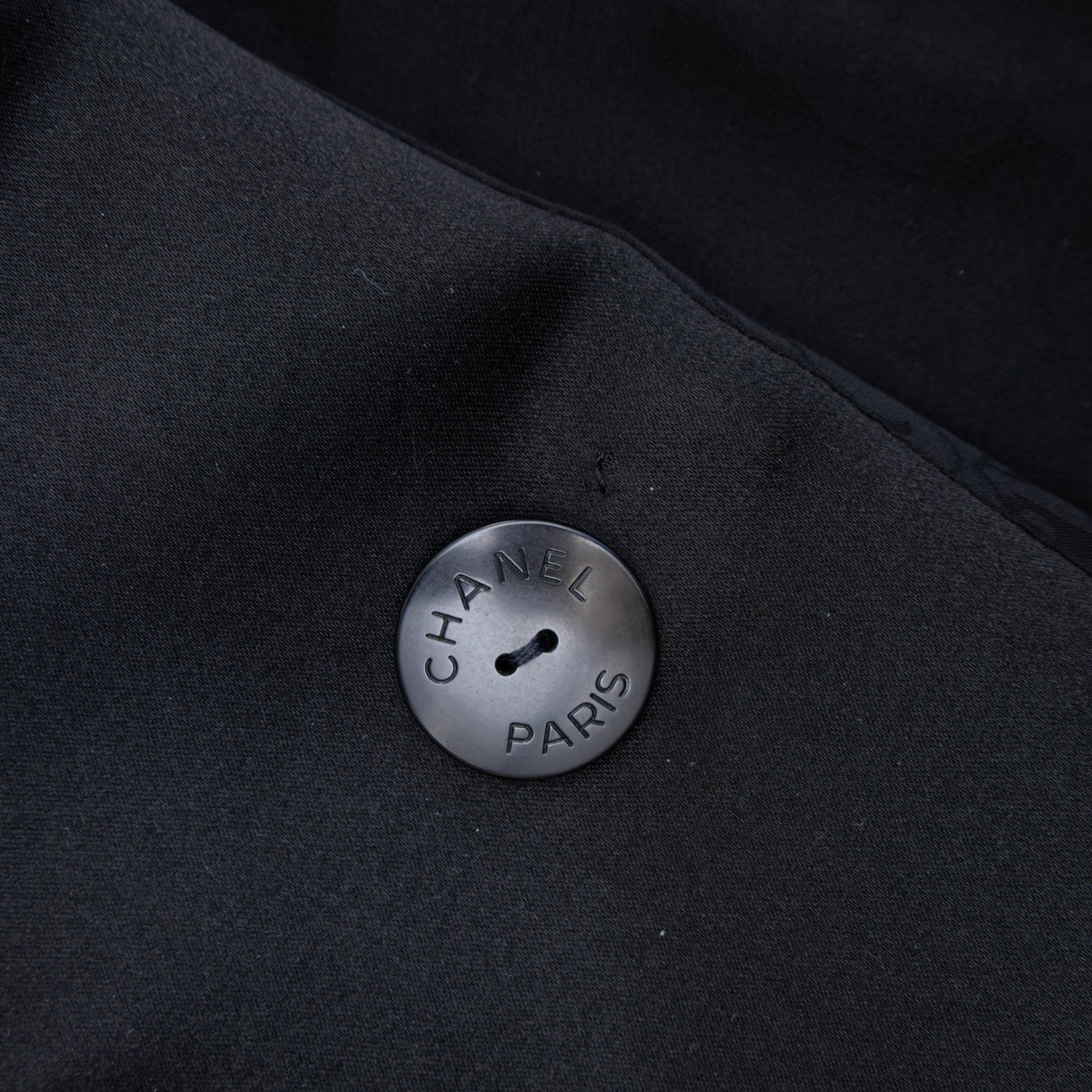 CHANEL 2011 Paris-Byzance Black Silk CC Crystal Button Blazer FR 46 US 14