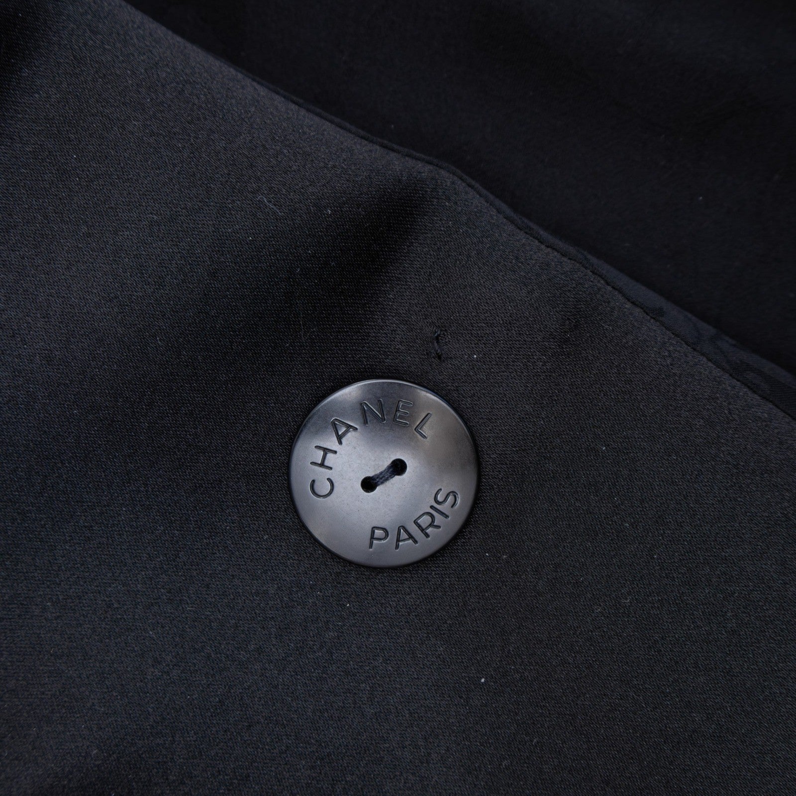 CHANEL 2011 Paris-Byzance Black Silk CC Crystal Button Blazer FR 46 US 14