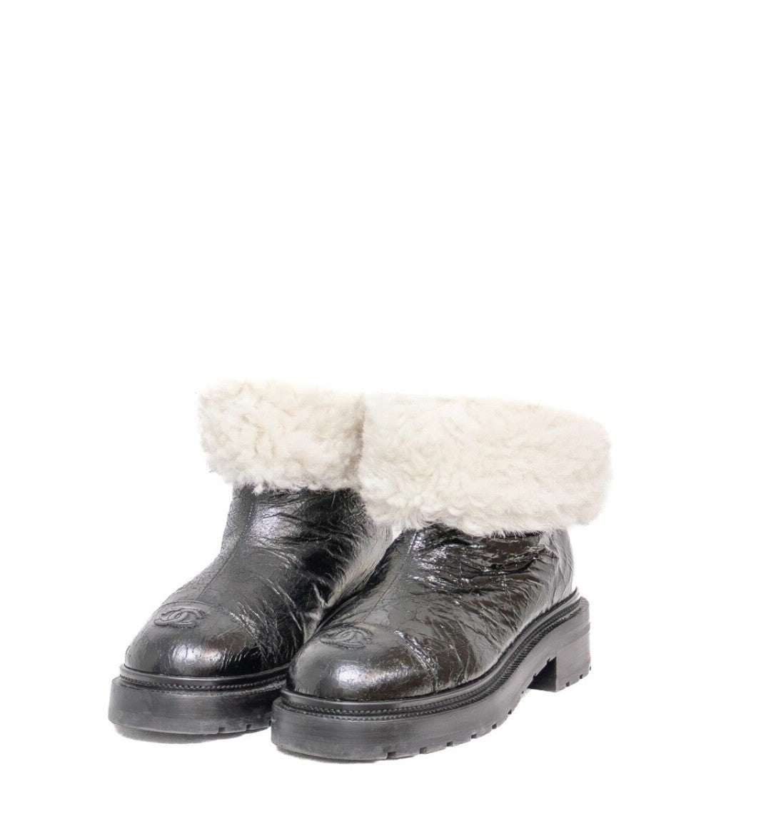 Chanel Black Crackled Leather Shearling-Lined Winter Boots – Size 36.5 C/US 6.5