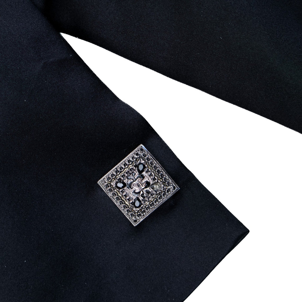CHANEL 2011 Paris-Byzance Black Silk CC Crystal Button Blazer FR 46 US 14