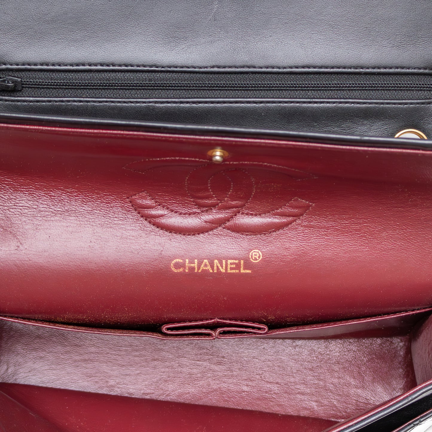 Vintage Chanel Classic Double Flap Bag – Black Lambskin – 24K Gold Plated Hardware – Circa 1986–1988