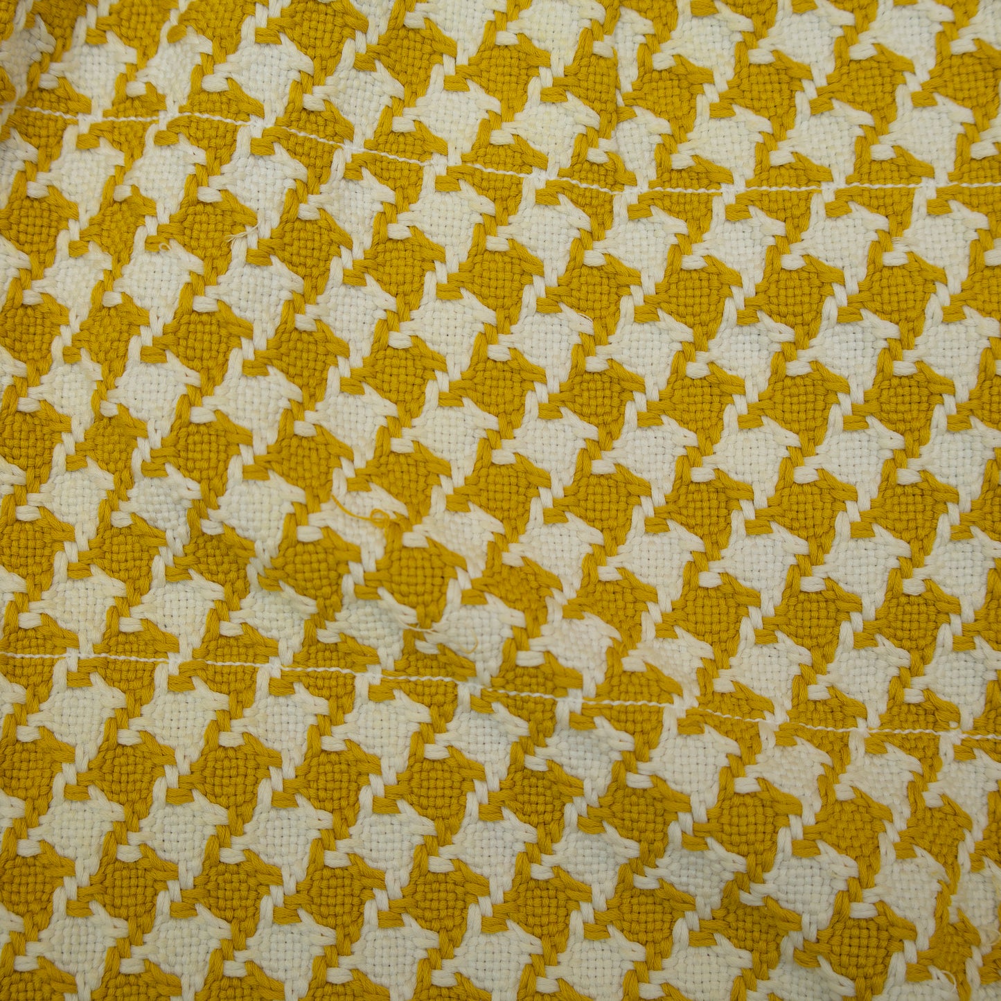 RARE Dolce & Gabbana Yellow Houndstooth Crystal Fringe Skirt – Size IT 38 (US 2 / UK 6)