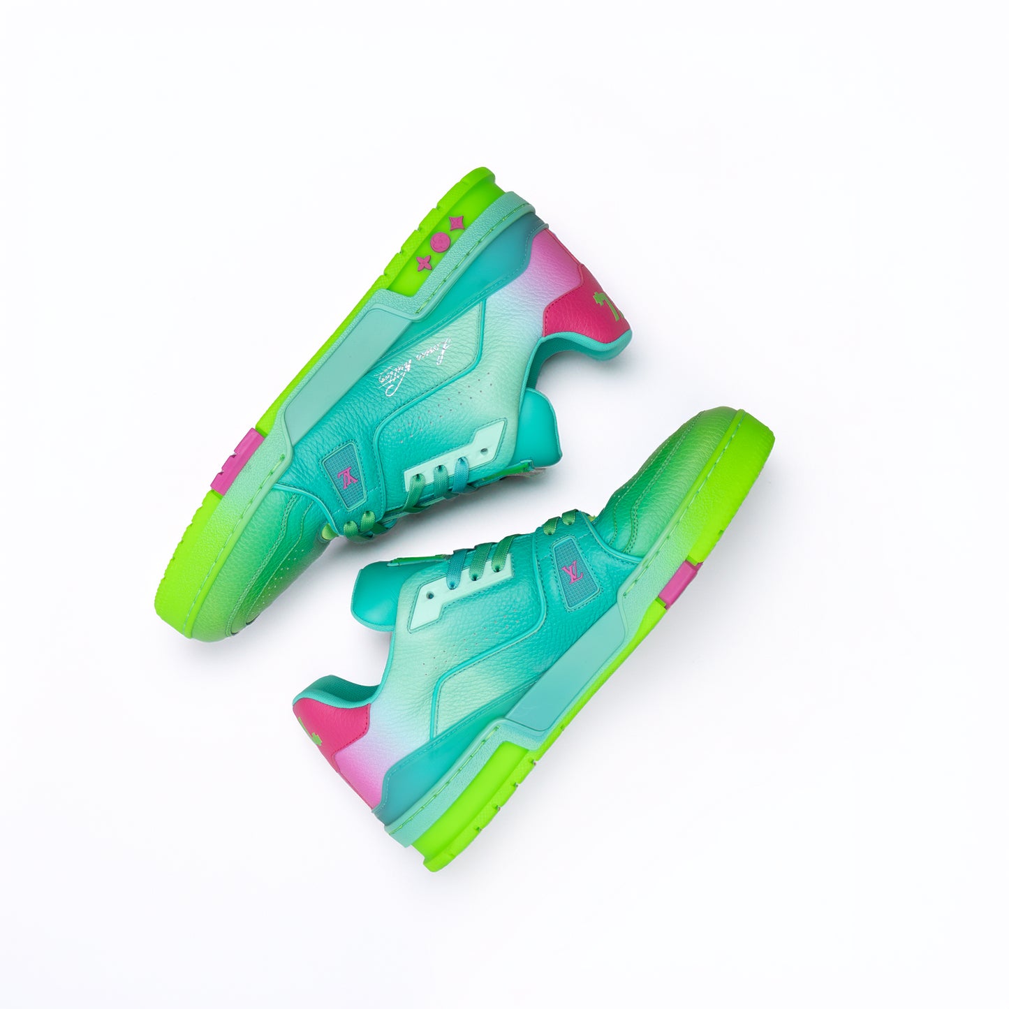 Louis Vuitton LV Trainer Sneakers – Virgil Abloh SS19 – Gradient Green/Pink – Size US 8 / EU 41 / UK 7 – FD1211
