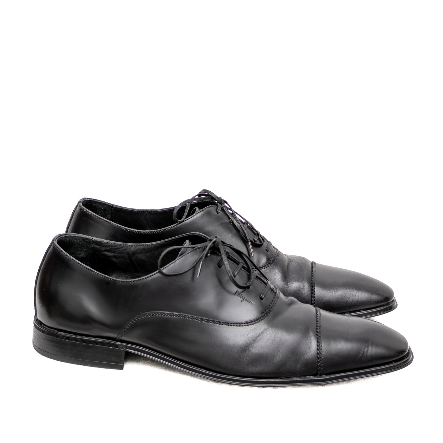 Salvatore Ferragamo Black Leather Cap-Toe Oxfords – Men’s Size 9.5D