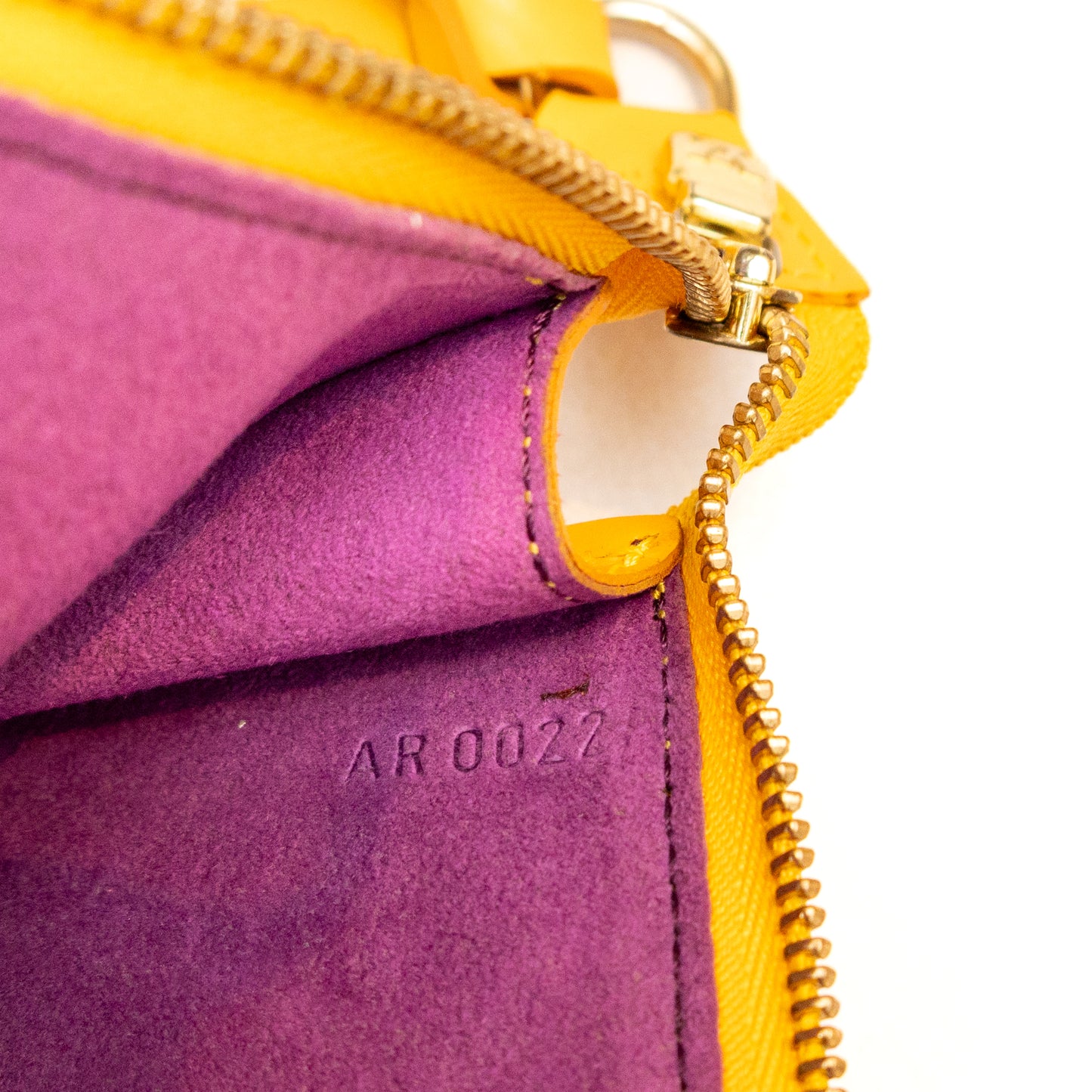 Louis Vuitton Yellow Epi Leather Pochette Accessoires Shoulder Bag – Made in France – AR0022