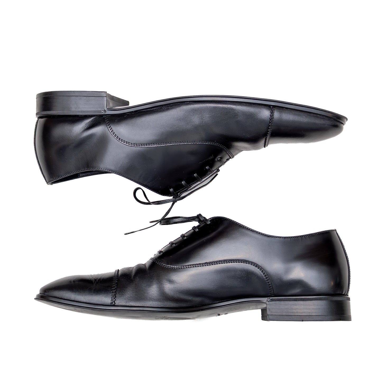 Salvatore Ferragamo Black Leather Cap-Toe Oxfords – Men’s Size 9.5D