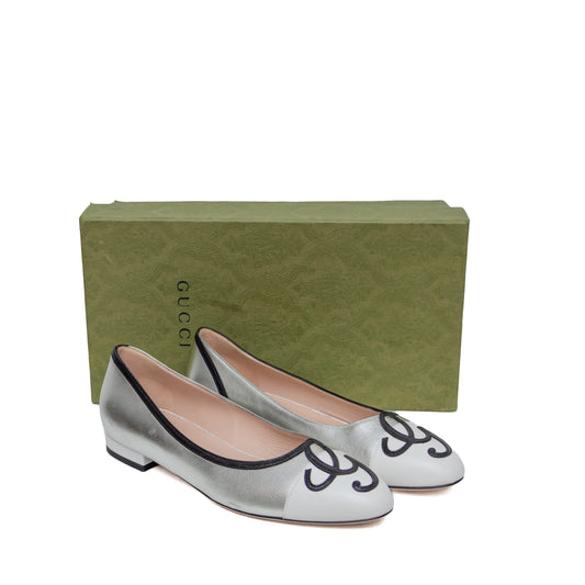 Gucci Metallic Silver Leather Ballet Flats with Embroidered G – EU 38 / US 8 / UK 5.5